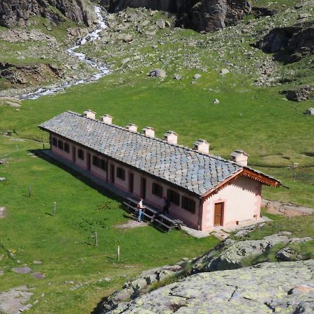 Rifugio Casa Di Caccia Villa Noasca Luaran gambar