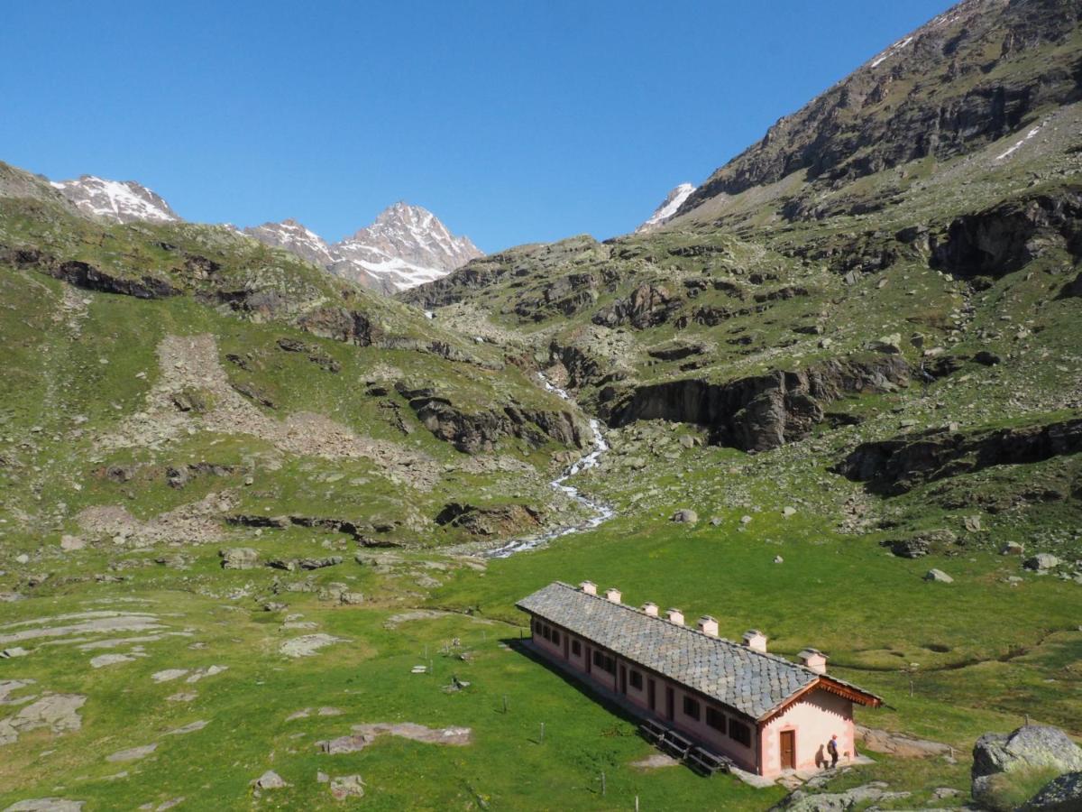 Rifugio Casa Di Caccia Villa Noasca Luaran gambar