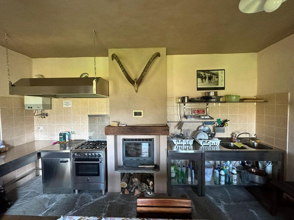 Rifugio Casa Di Caccia Villa Noasca Luaran gambar